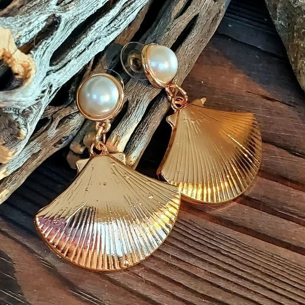 Vintage Art Deco Bright Gold White Faux Pearl Fan Shaped Earrings